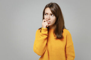 Find inner peace and calm through mindfulness meditation techniques. Learn how to silence the chatter in your mind and overcome overthinking with these effective strategies. Control your thoughts and emotions to reduce stress and anxiety. Discover the power of mindfulness for a healthier mindset.